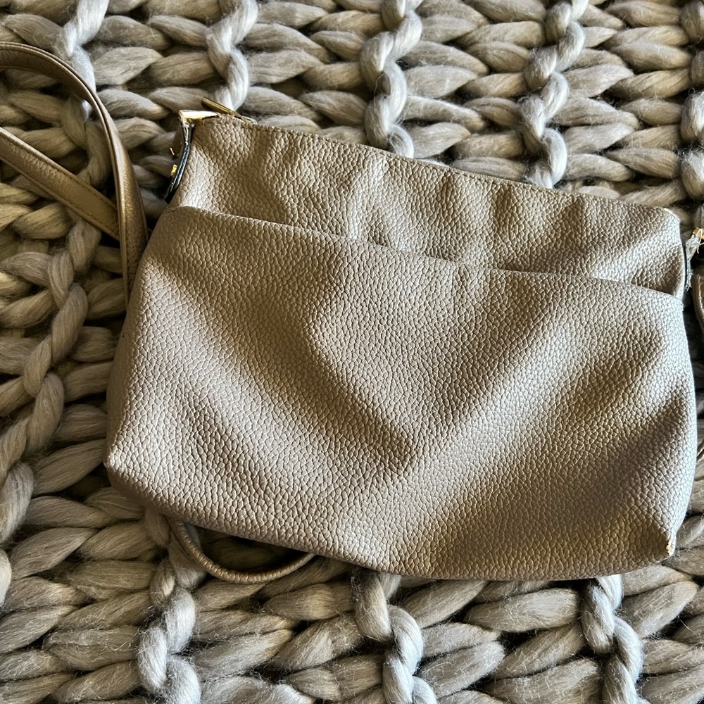 Crossbody bag